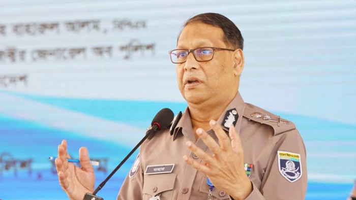 নির্বাচনে পেশাদার-নিরপেক্ষ দায়িত্ব পালনের নির্দেশ আইজিপির নির্বাচনে পেশাদার-নিরপেক্ষ দায়িত্ব পালনের নির্দেশ আইজিপির